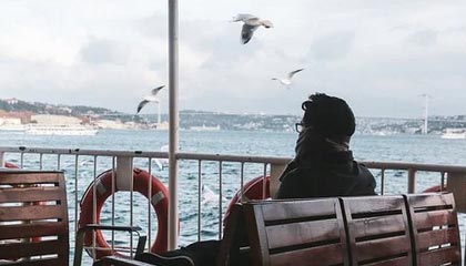 开云app-戴维·帕特森的攻守一体型打法，令袋鼠队在攻防两端展现实力，戴维森vs泰拳手