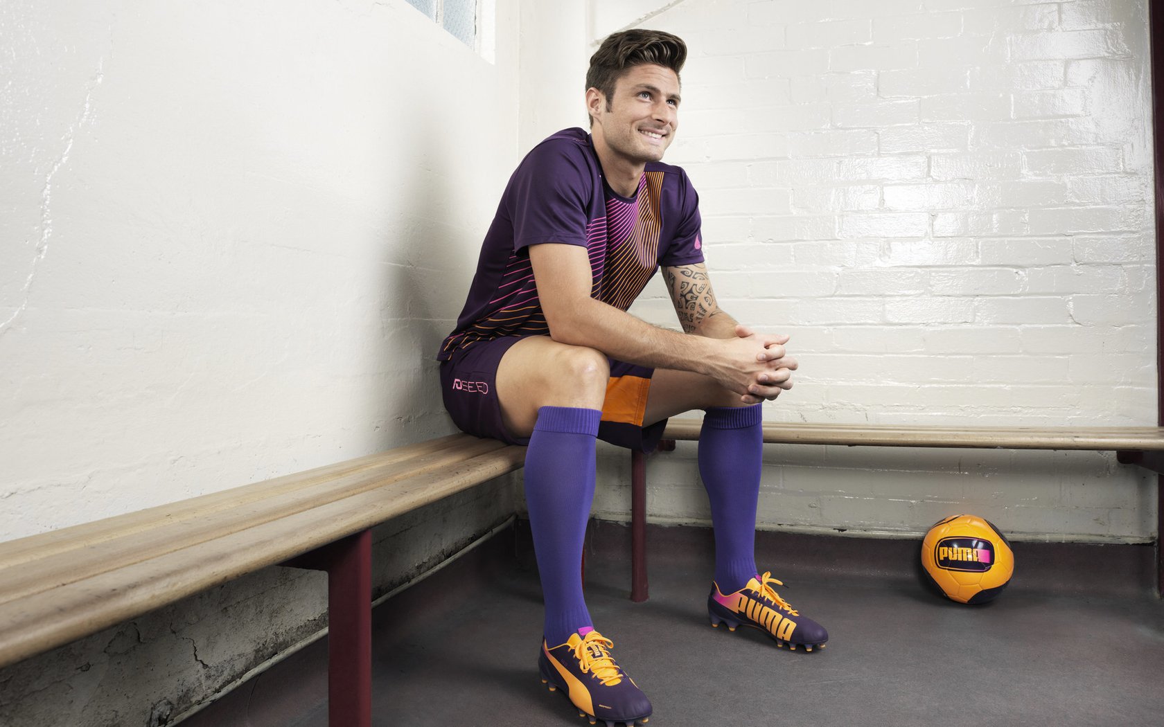 高水平防守对决中双方都未能破门比赛悬念持续至终场哨响